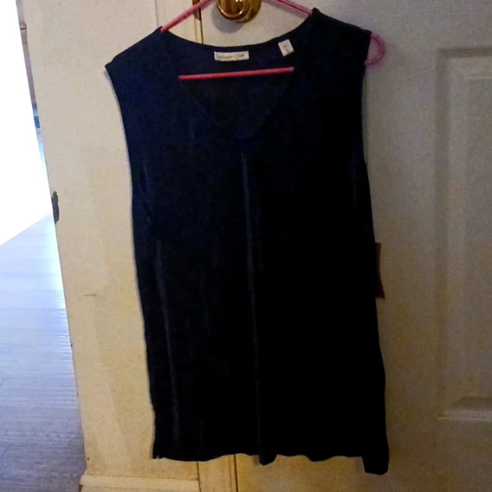 V-Neck Knit Shell - Picture 1 of 5